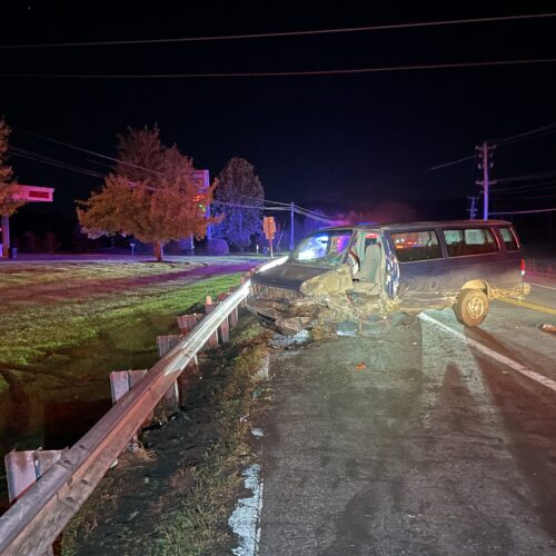 Vehicle vs guardrail MVC